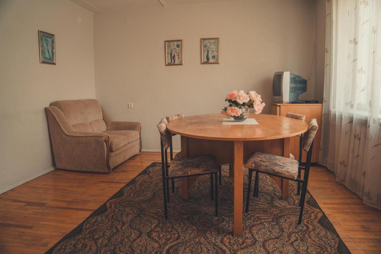 Hotell Paeaesuke Jõhvi Екстериор снимка
