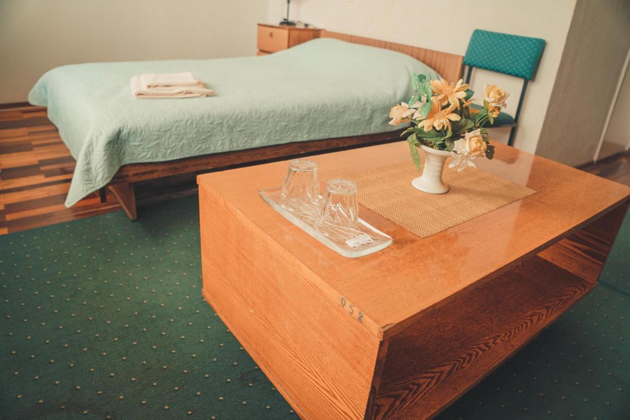 Hotell Paeaesuke Jõhvi Екстериор снимка