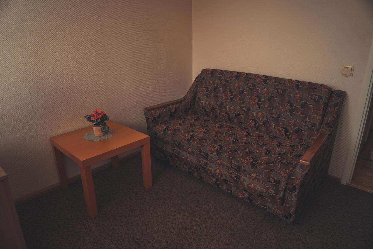 Hotell Paeaesuke Jõhvi Екстериор снимка